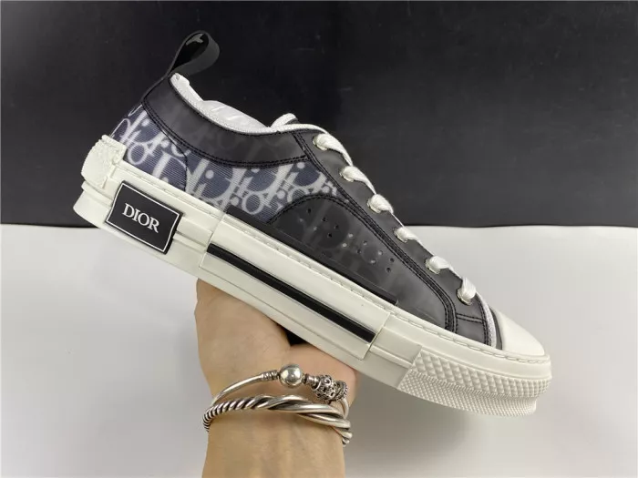 Rep DR B23 Low Top Oblique Sneaker Black & White 0112