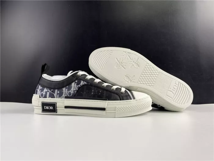 Rep DR B23 Low Top Oblique Sneaker Black & White 0112