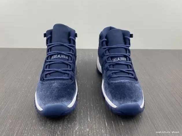 Rep AR0715-441 AIR WMNS VELVET 11 MIDNIGHT JORDAN NAVY 0224