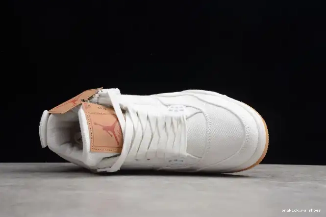 Cheap Air x 4 'White' Levi's AO2571-100 Jordan 0212