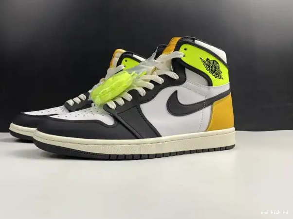 Rep 'VOLT JORDAN OG AIR RETRO HIGH 555088-118 1 GOLD' 0225