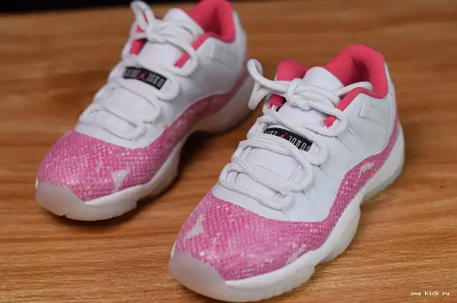 Rep 11 Pink Snakeskin Jordan AH7860-106 Air WMNS Low 0222