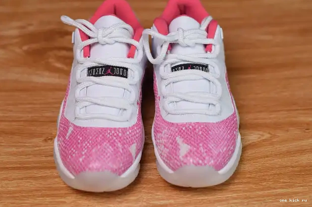 Rep 11 Pink Snakeskin Jordan AH7860-106 Air WMNS Low 0222