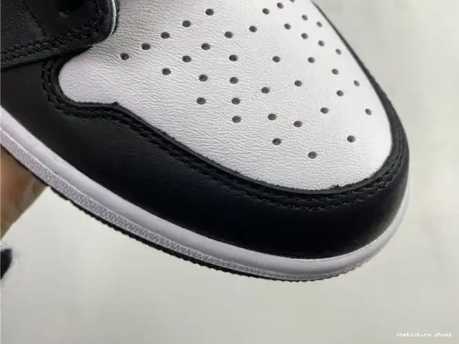 Cheap 1 White (2014) 555088-010 Retro Jordan Black Air 0217