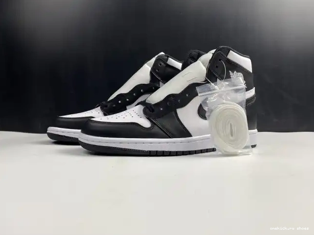 Cheap 1 White (2014) 555088-010 Retro Jordan Black Air 0217