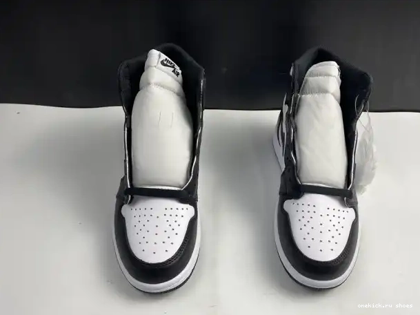 Cheap 1 White (2014) 555088-010 Retro Jordan Black Air 0217