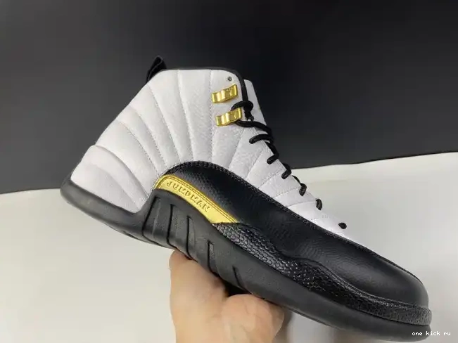 Rep Jordan Royalty CT8013-170 12 Air 0316