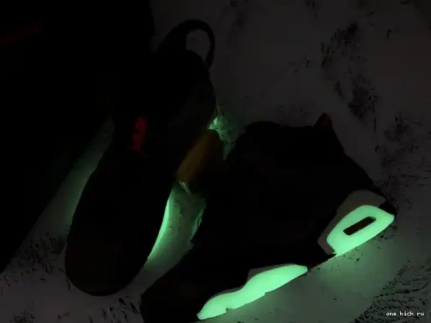 Rep 6 Jordan Olive Travis Scott Medium x CN1084-200 Air 0321