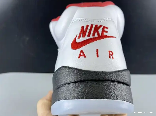 Rep DA1911-102 Air (2020) 5 Red Tongue Retro Fire Jordan Silver 0318