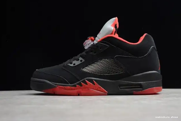 Cheap mens black 90 5  Alternate red Retro 819171-001 Air Jordan Low 0317