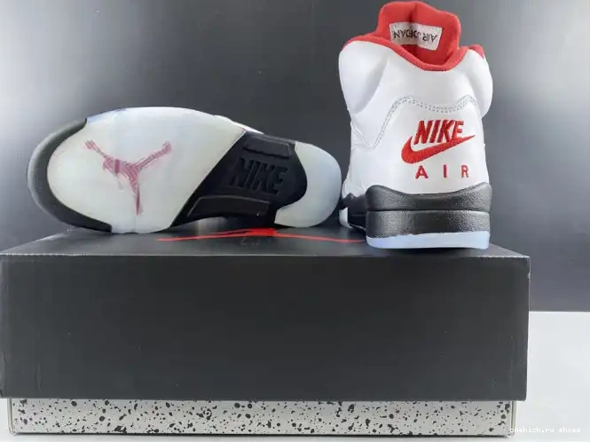 Rep DA1911-102 Air (2020) 5 Red Tongue Retro Fire Jordan Silver 0318